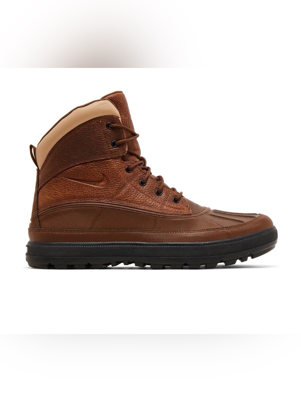 NWOT Nike Woodside 2 'Cacao Wow Boots